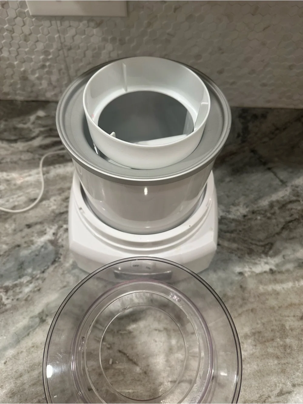 Cuisinart ICE-21 1.5 Quart Frozen Yogurt Ice Cream & Sorbet Maker White WORKS